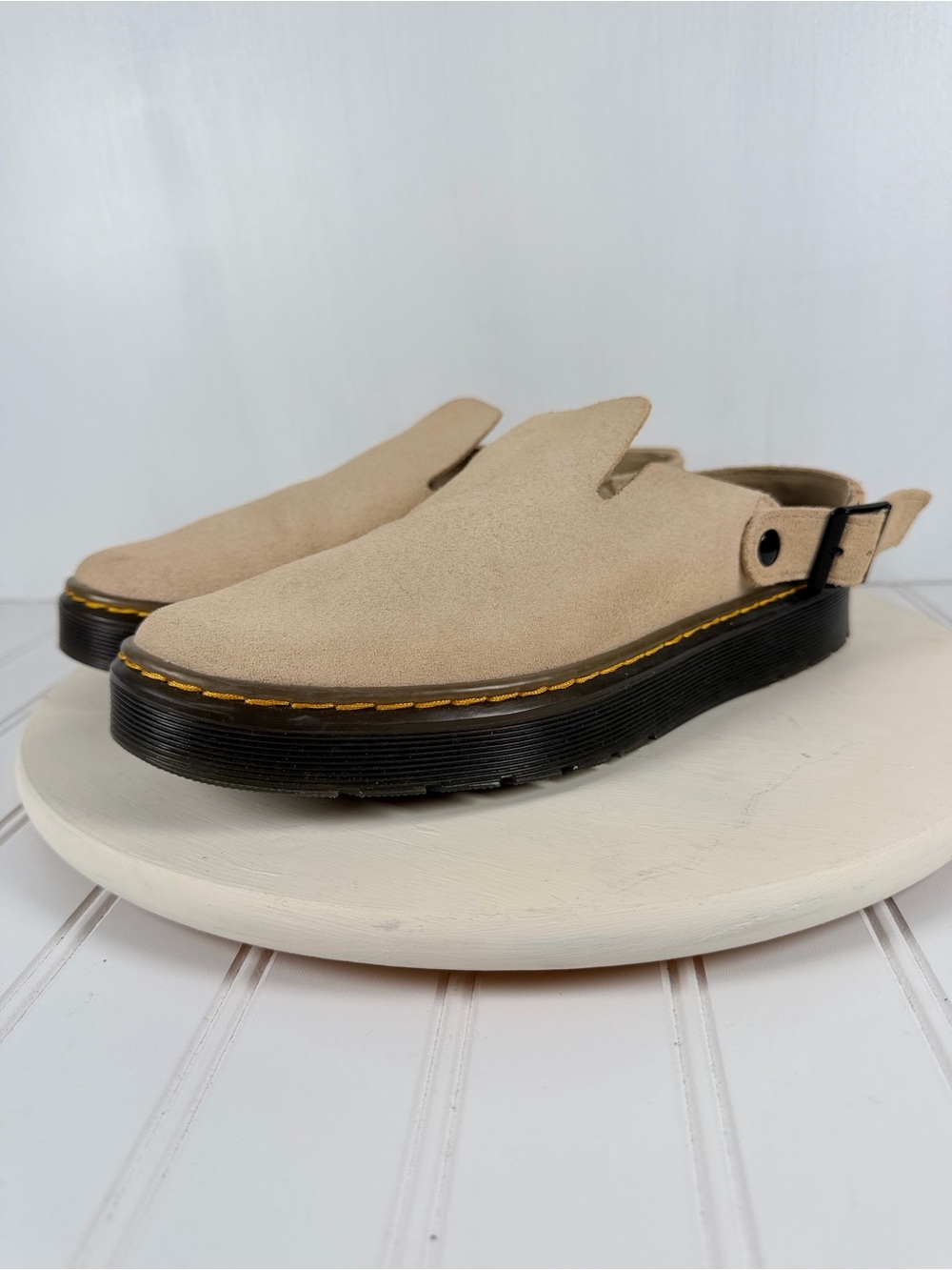 Doc Martens Carlson Beige Suede Convertible Slingback Mules Slip-On Clogs Sz9